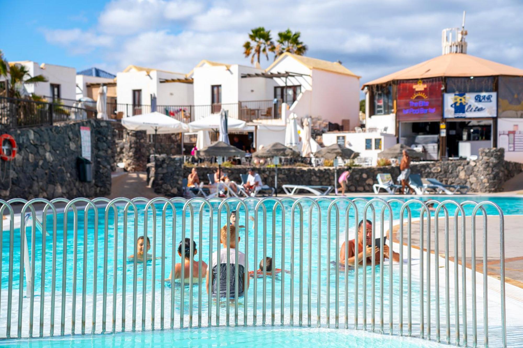 Отель Elite Fuerteventura By Ecr Калета-де-Фусте Экстерьер фото